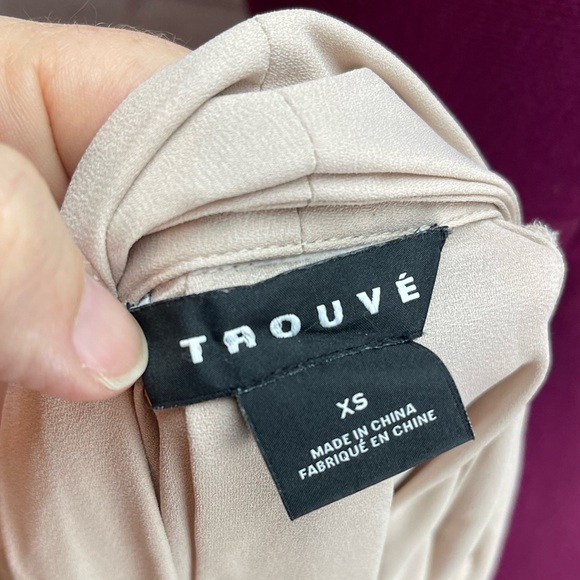 Trouvé twist front cut out blouse size XS - Picture 4 of 5